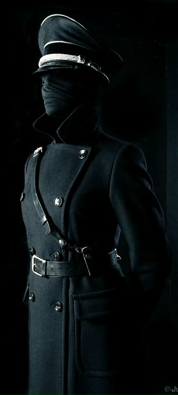 Dark Captain фотография #4